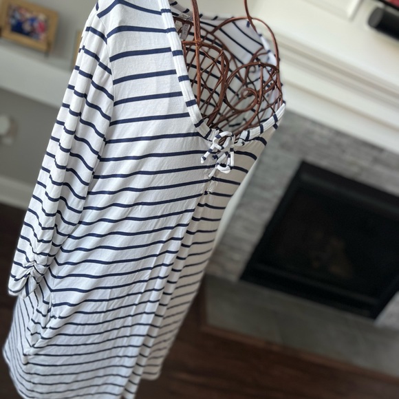 Kenneth Cole Reaction Long Blouse Large - Picture 8 of 13